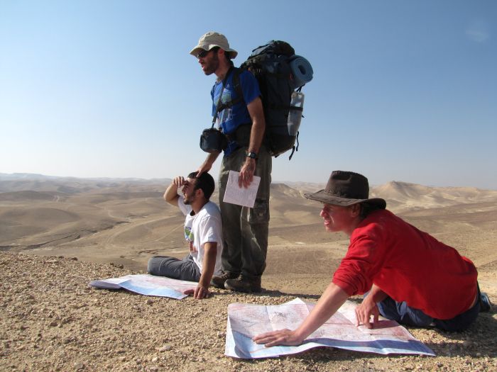 נחל הפירים, ברקע העיר אפרת